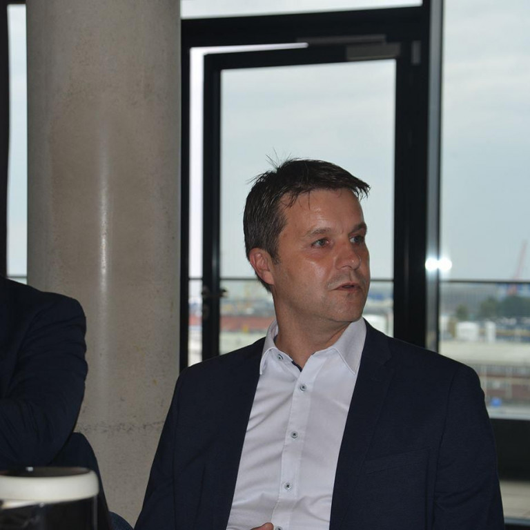 Hartmut Moorkamp_Hintergrund Hafen Hartmut Moorkamp_Hintergrund Hafen